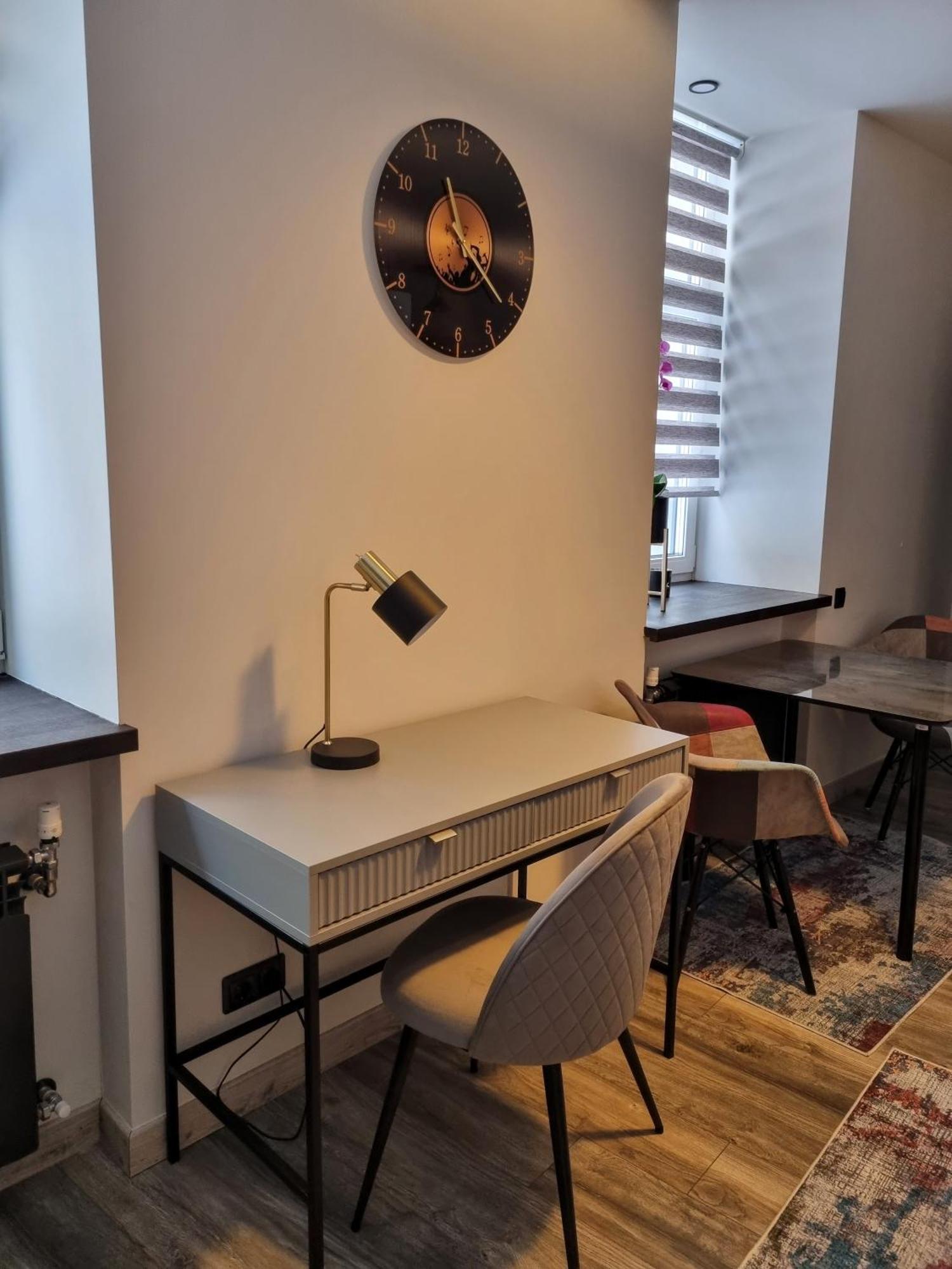 Moderns Un Kluss Dzivoklis 41 M2